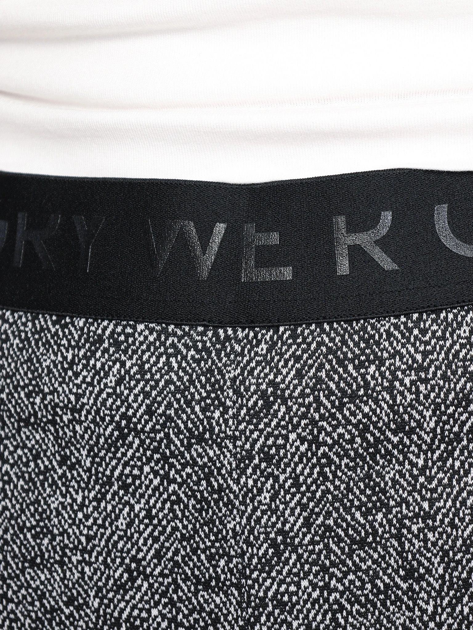 Брюки трикотажные зауженные 